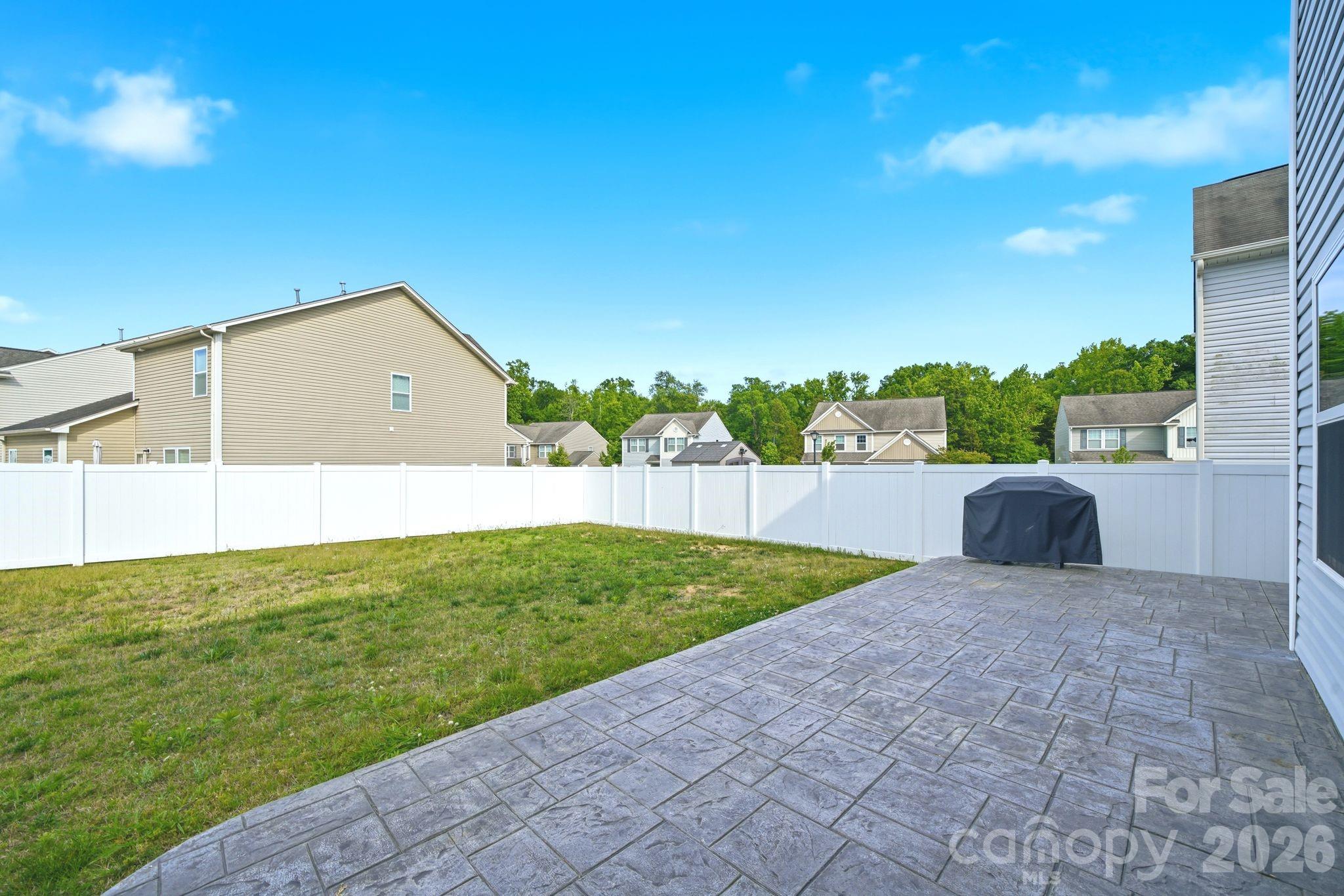 Newport Lakes - Residential