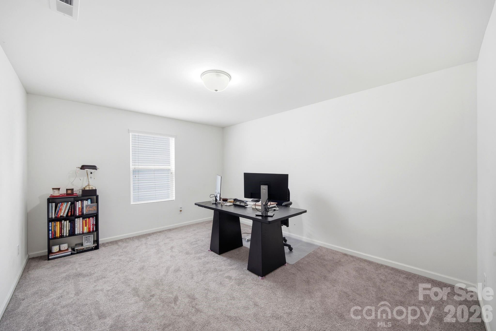 Newport Lakes - Residential