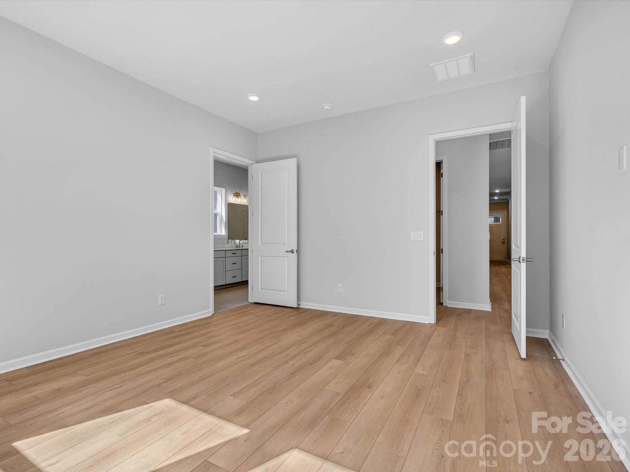 Encore At Streamside - Residential