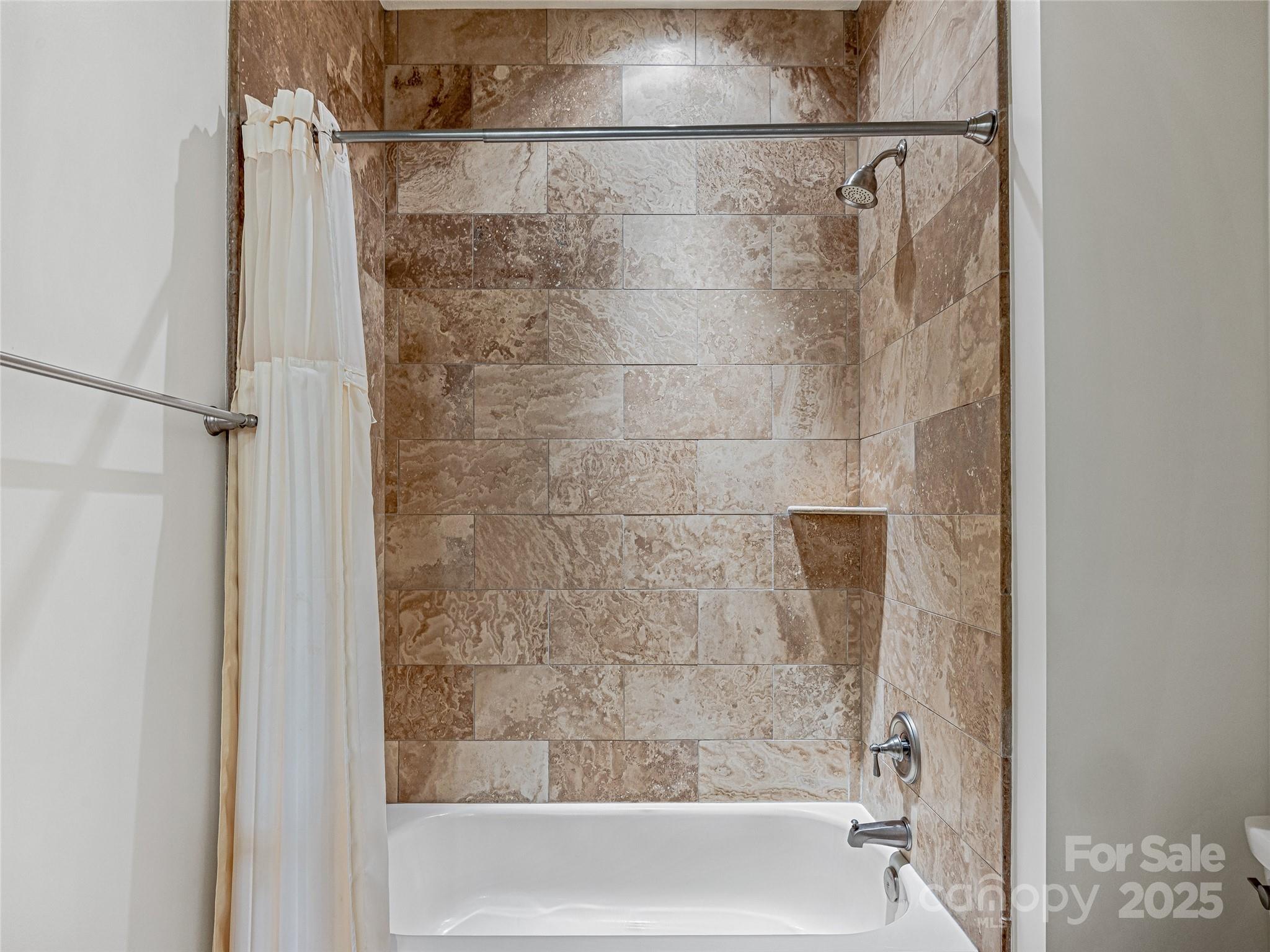 Ramble Biltmore Forest - Residential