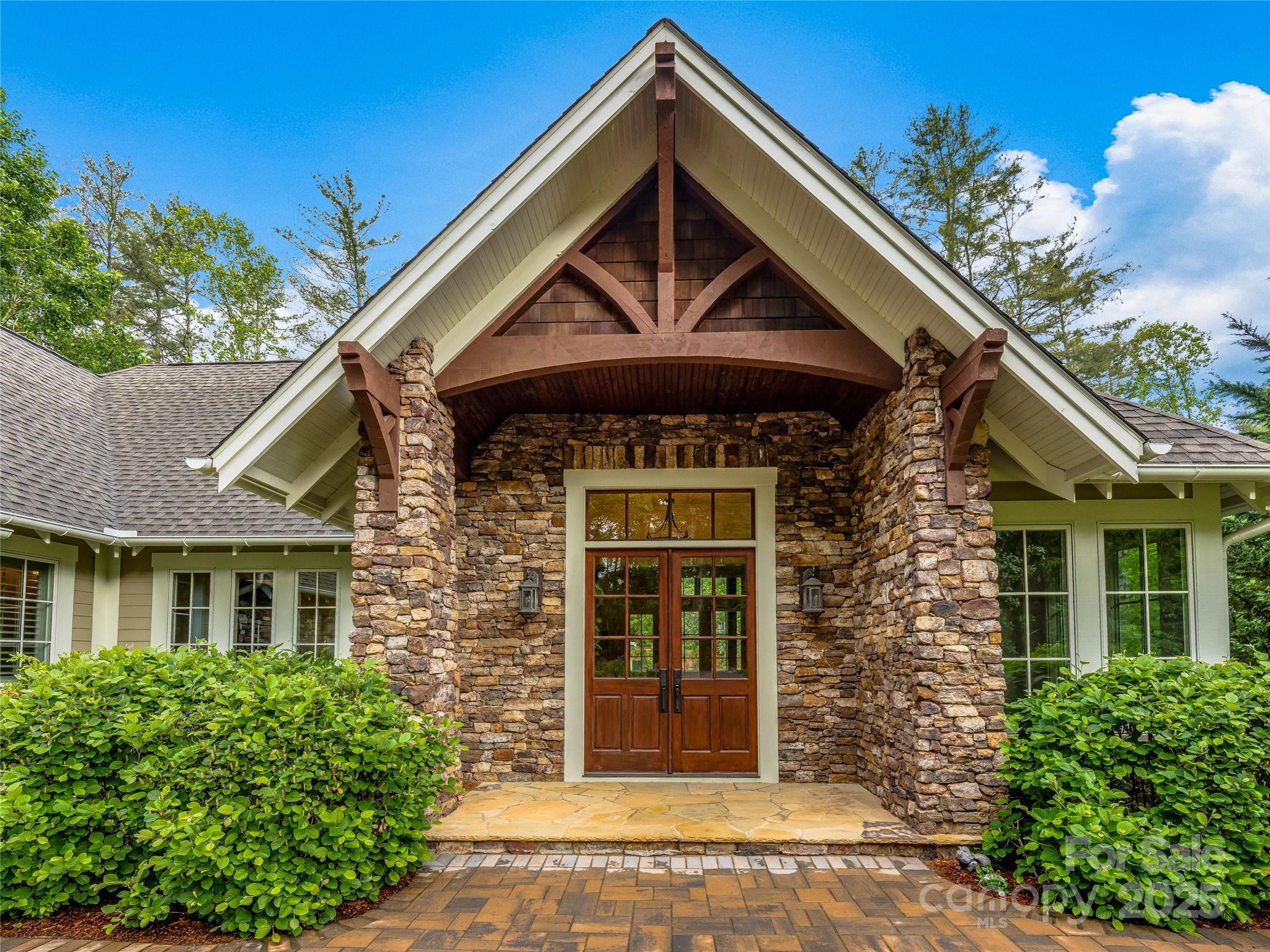 82 Brookline Drive