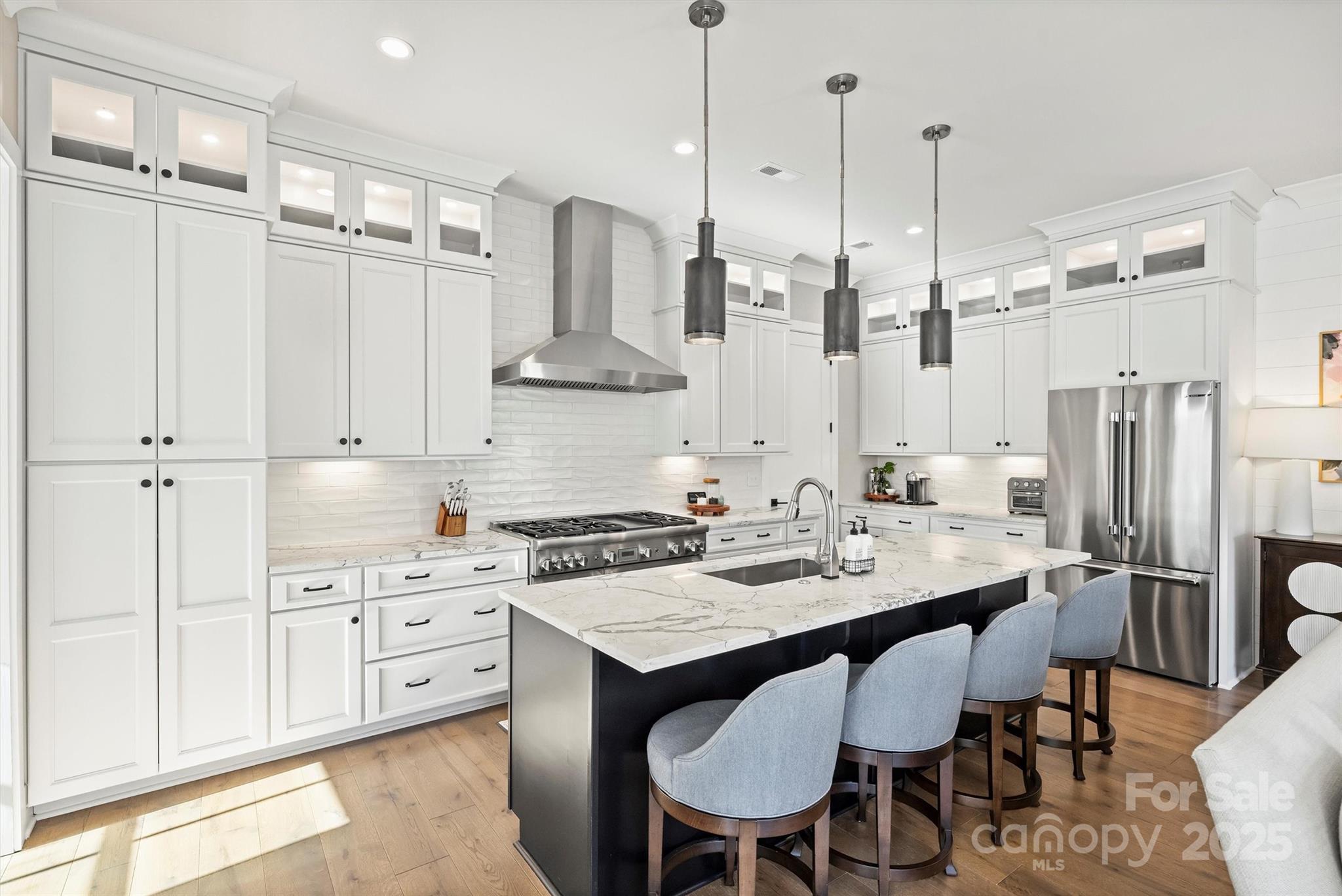 2208 Nolen Ridge Avenue