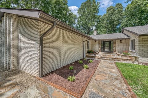 A home in Spruce Pine