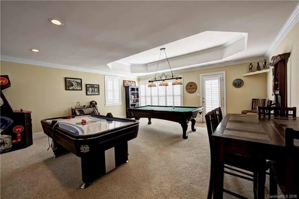 Laurel Creek - Residential