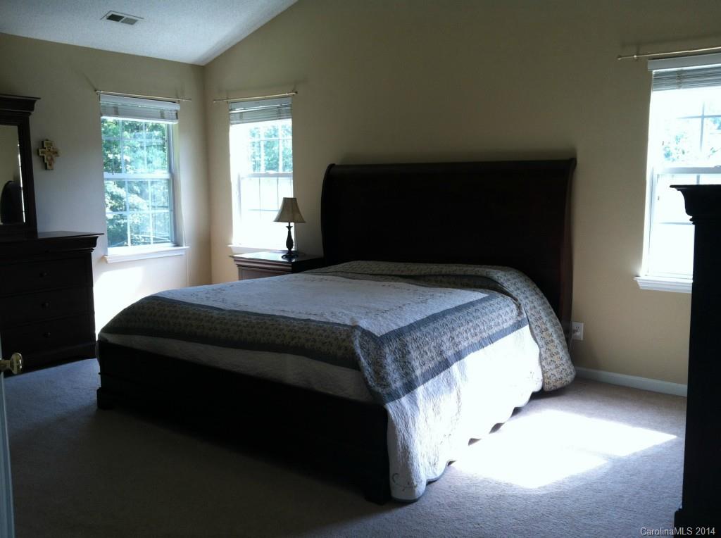 The Villages Of Leacroft - Residential