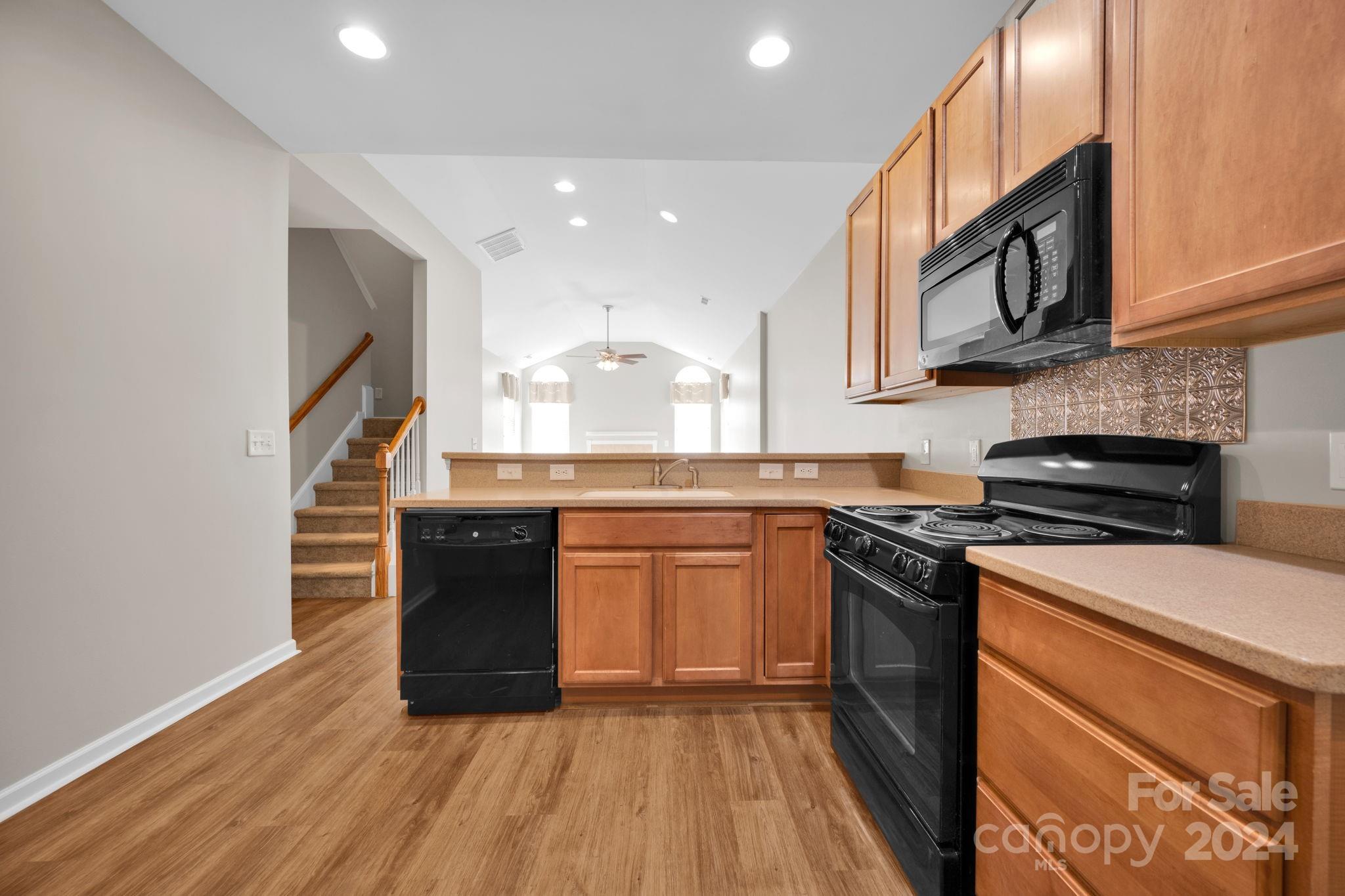Stonecrest Villas Of Tega Cay - Residential