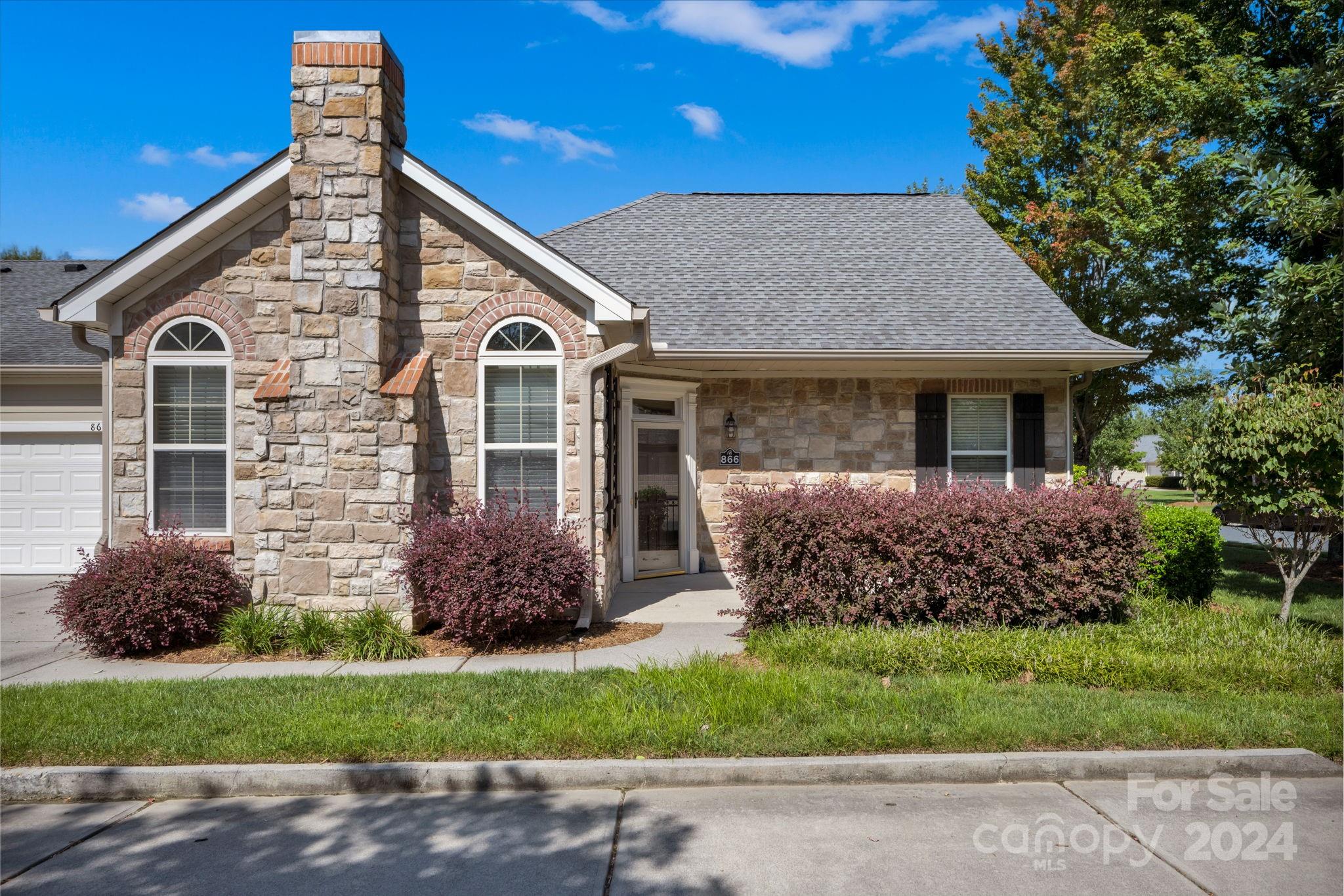 Stonecrest Villas Of Tega Cay - Residential
