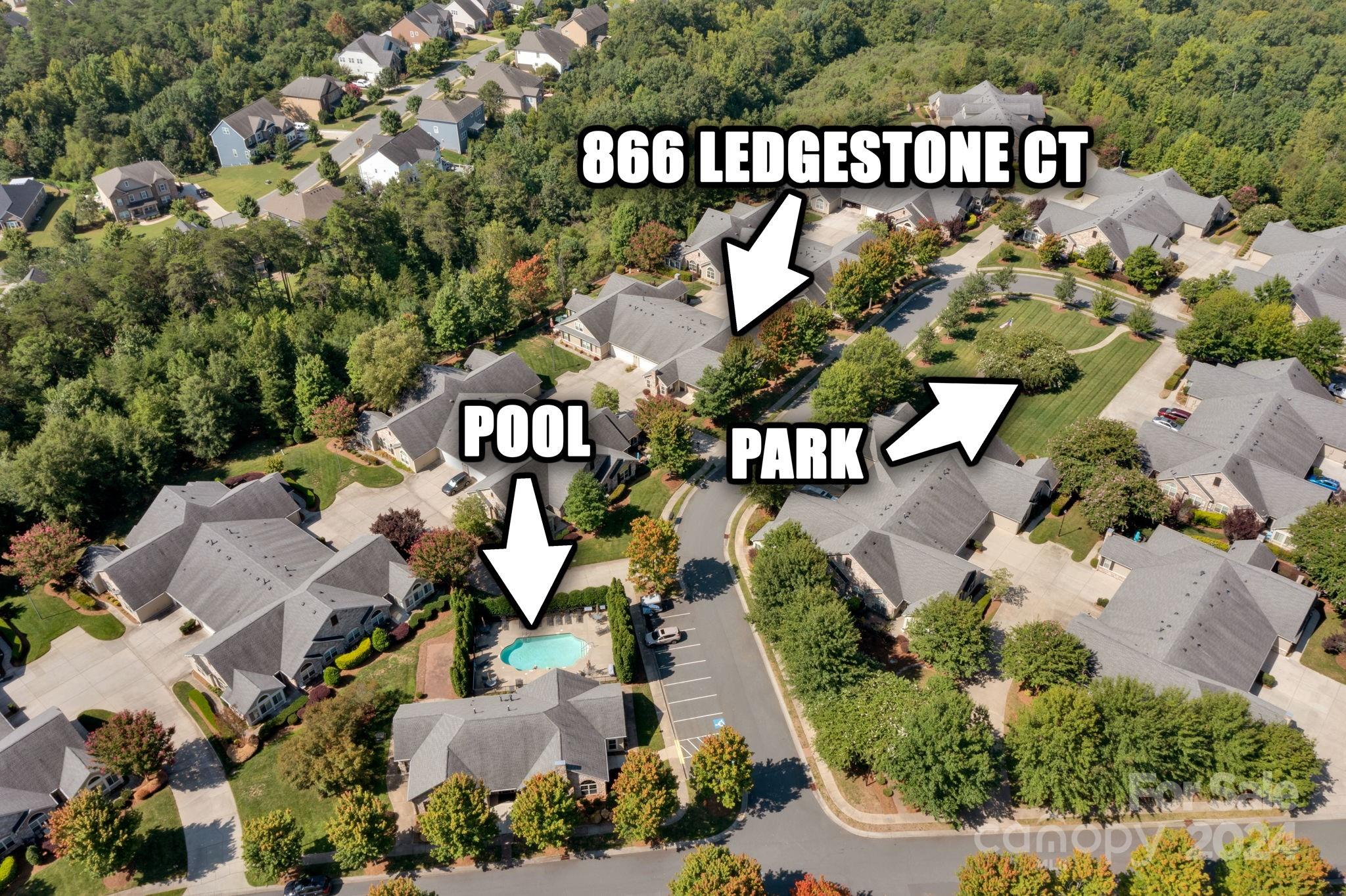 Stonecrest Villas Of Tega Cay - Residential