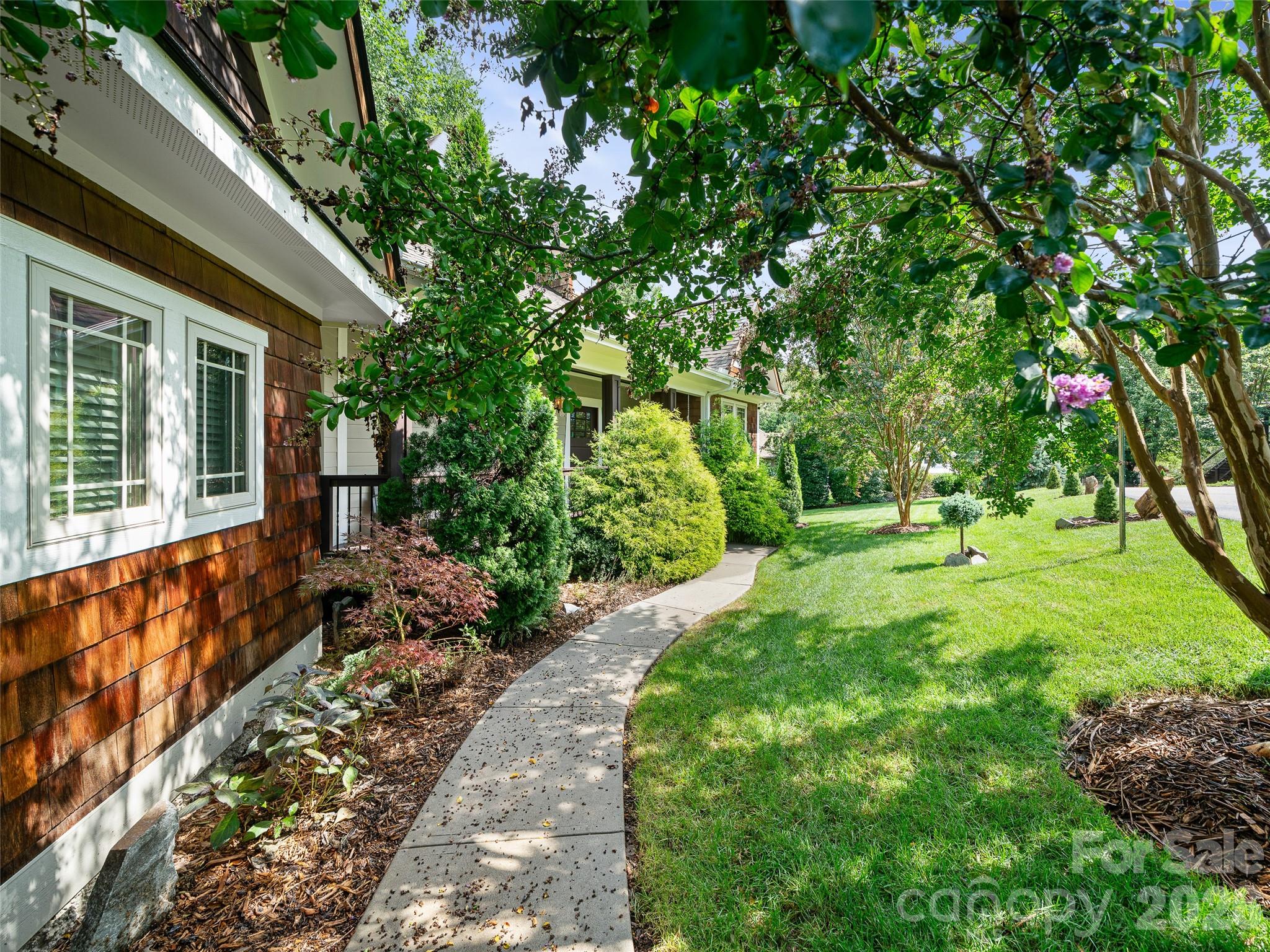 6 Oak Springs Drive