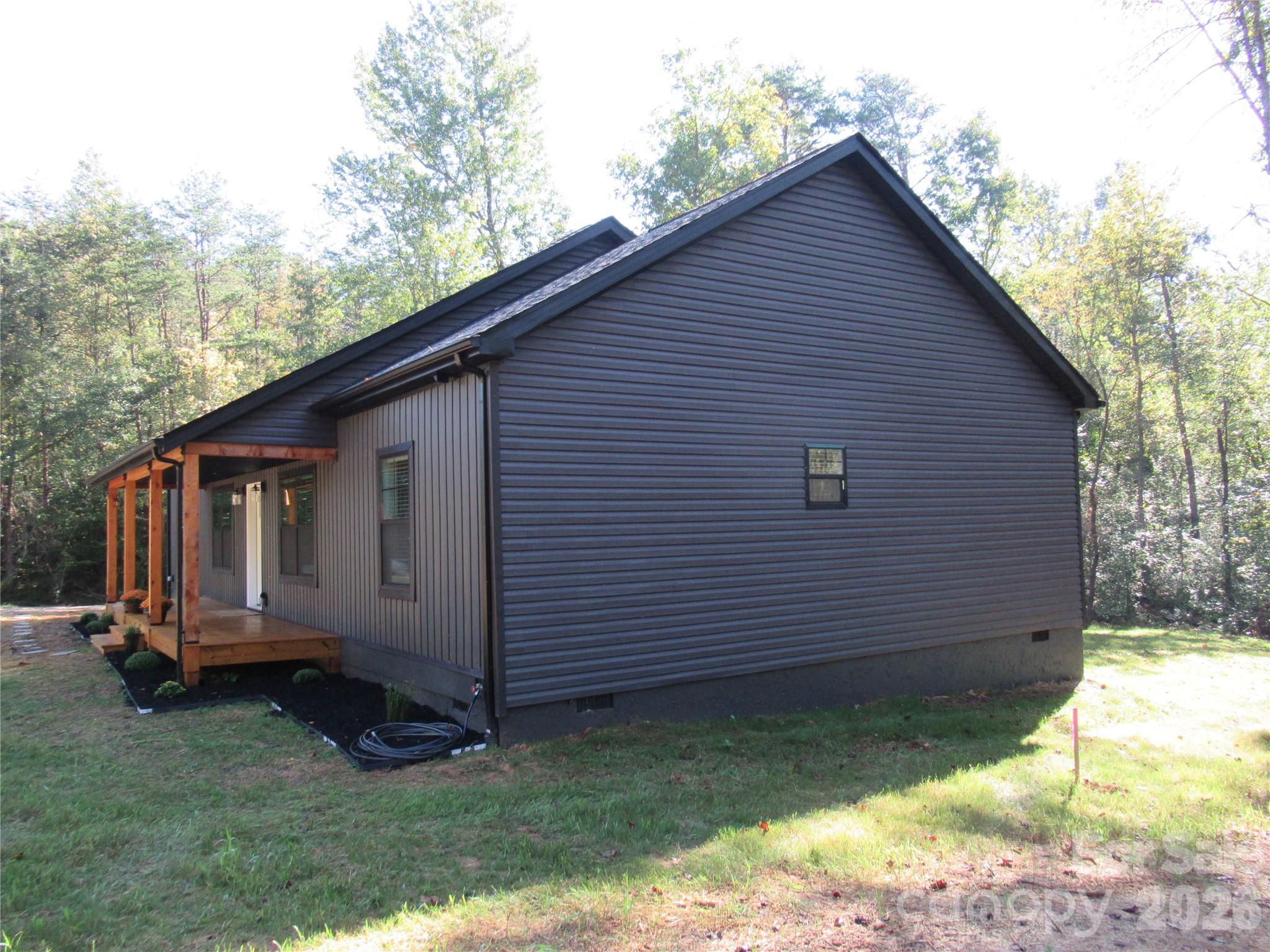 101 Riverhills Lane