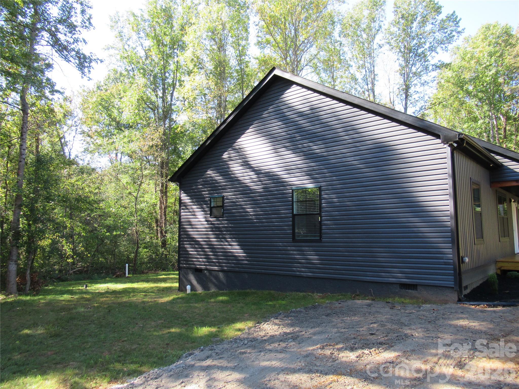 101 Riverhills Lane