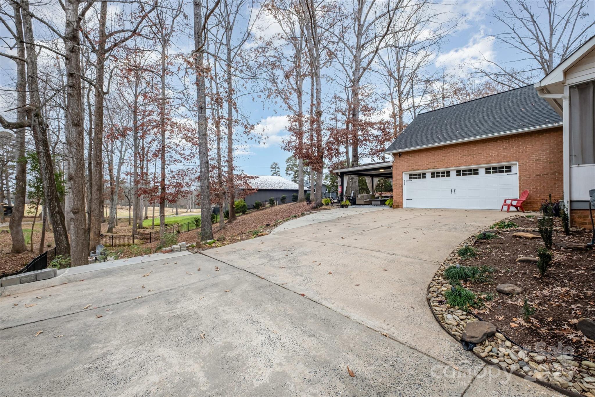 435 Country Club Court