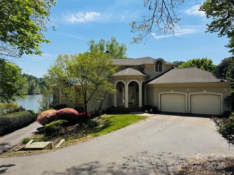 255 Charlotte Ann Lane Hickory NC 28601