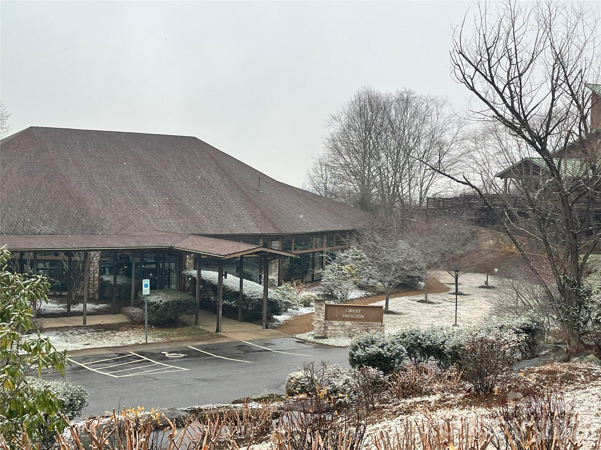 Crest Mountain - Land