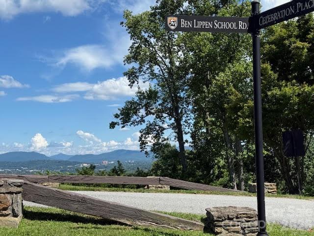 Crest Mountain - Land