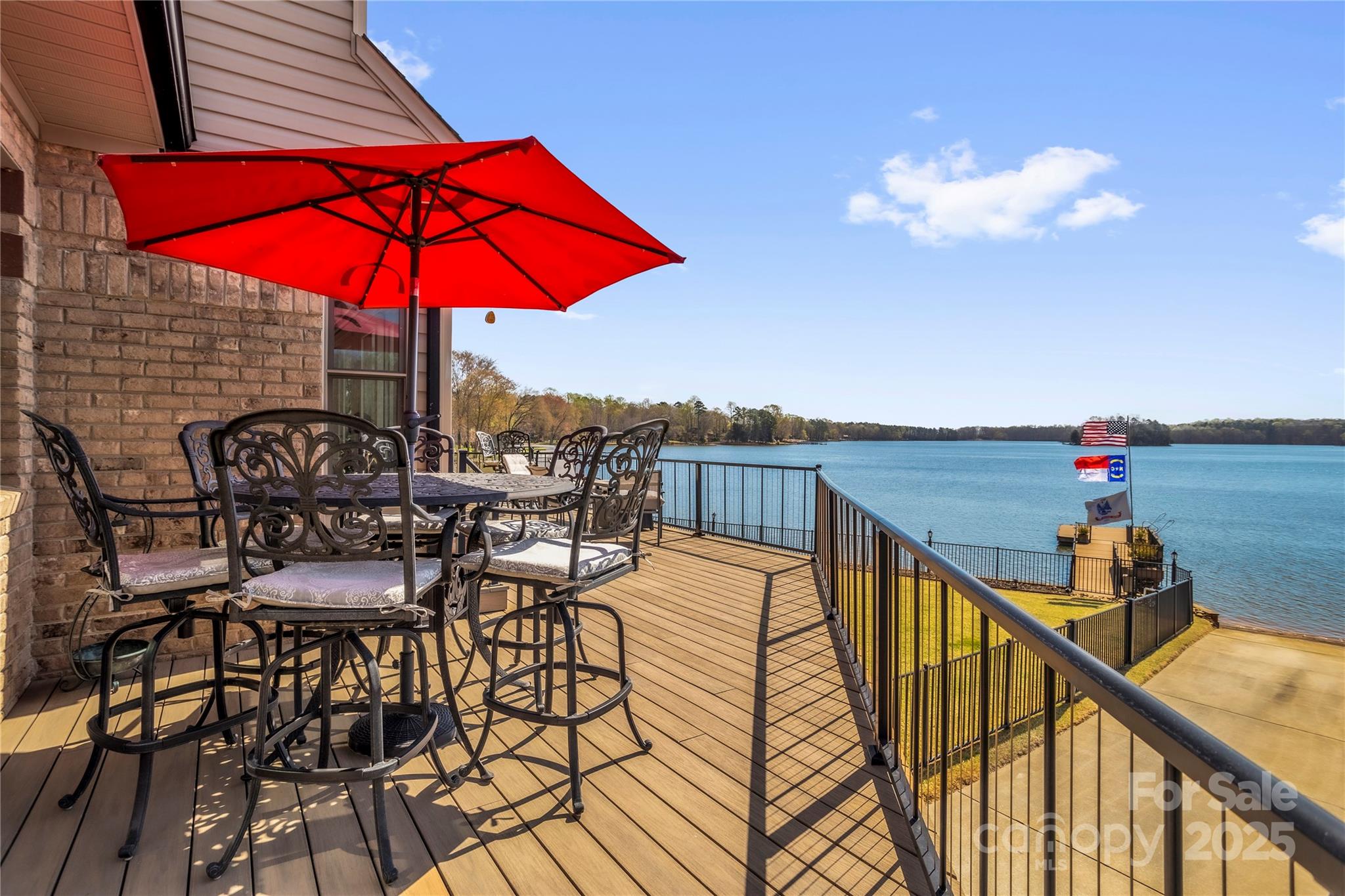 Pebble Point - Residential