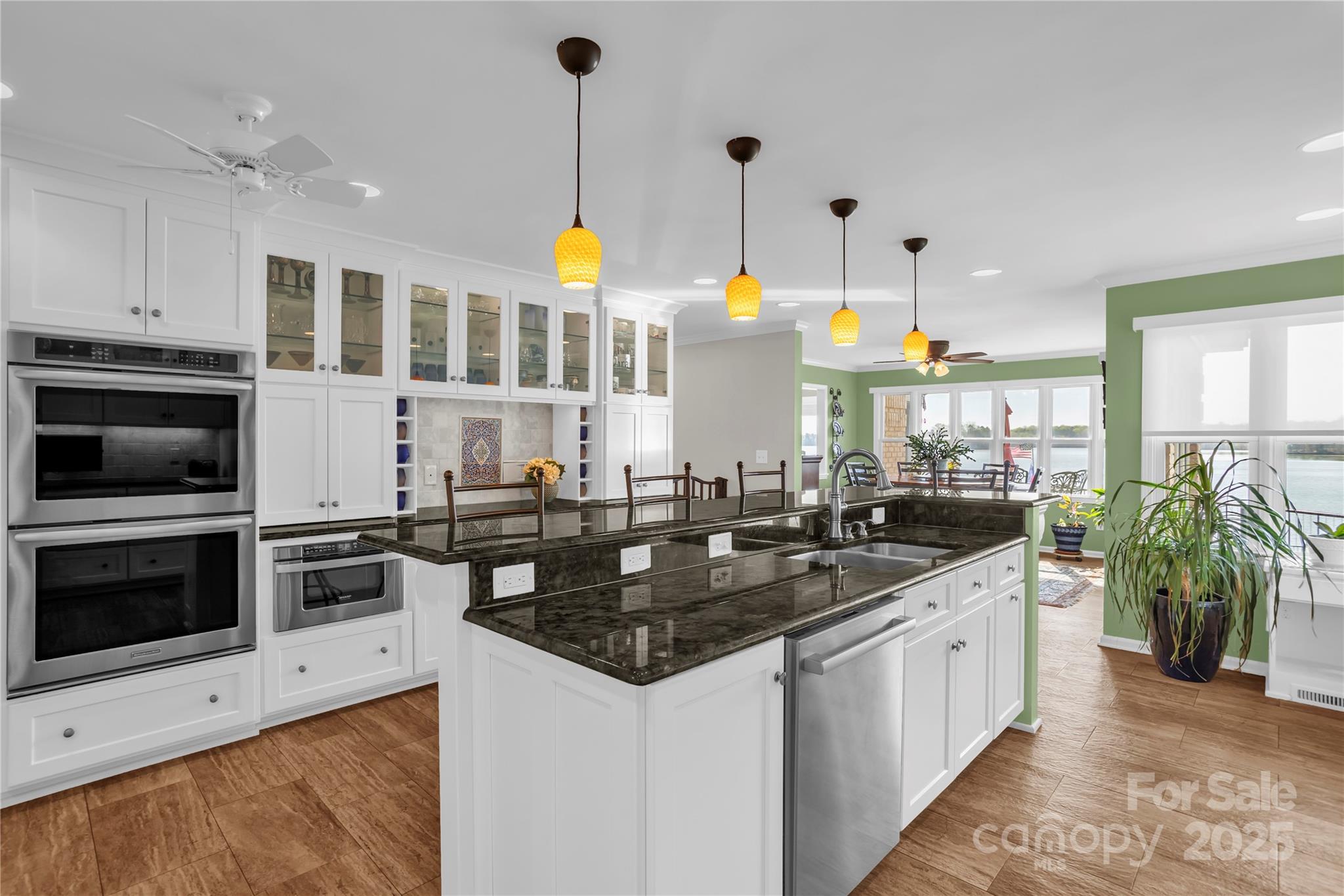 Pebble Point - Residential