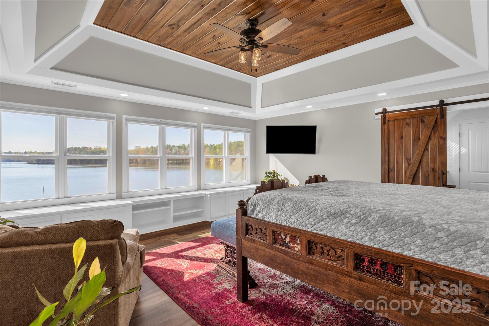 Pebble Point - Residential