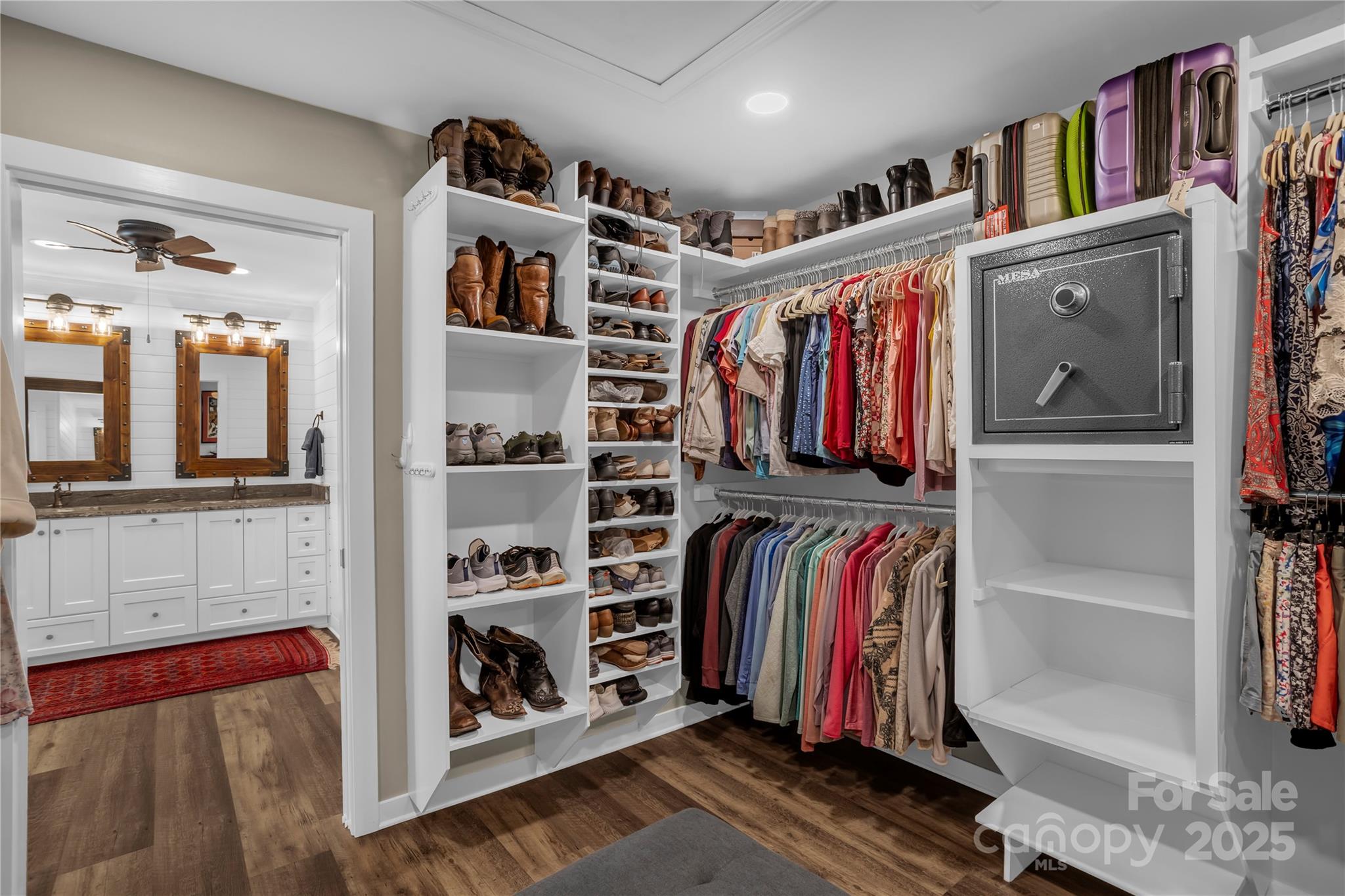 Pebble Point - Residential