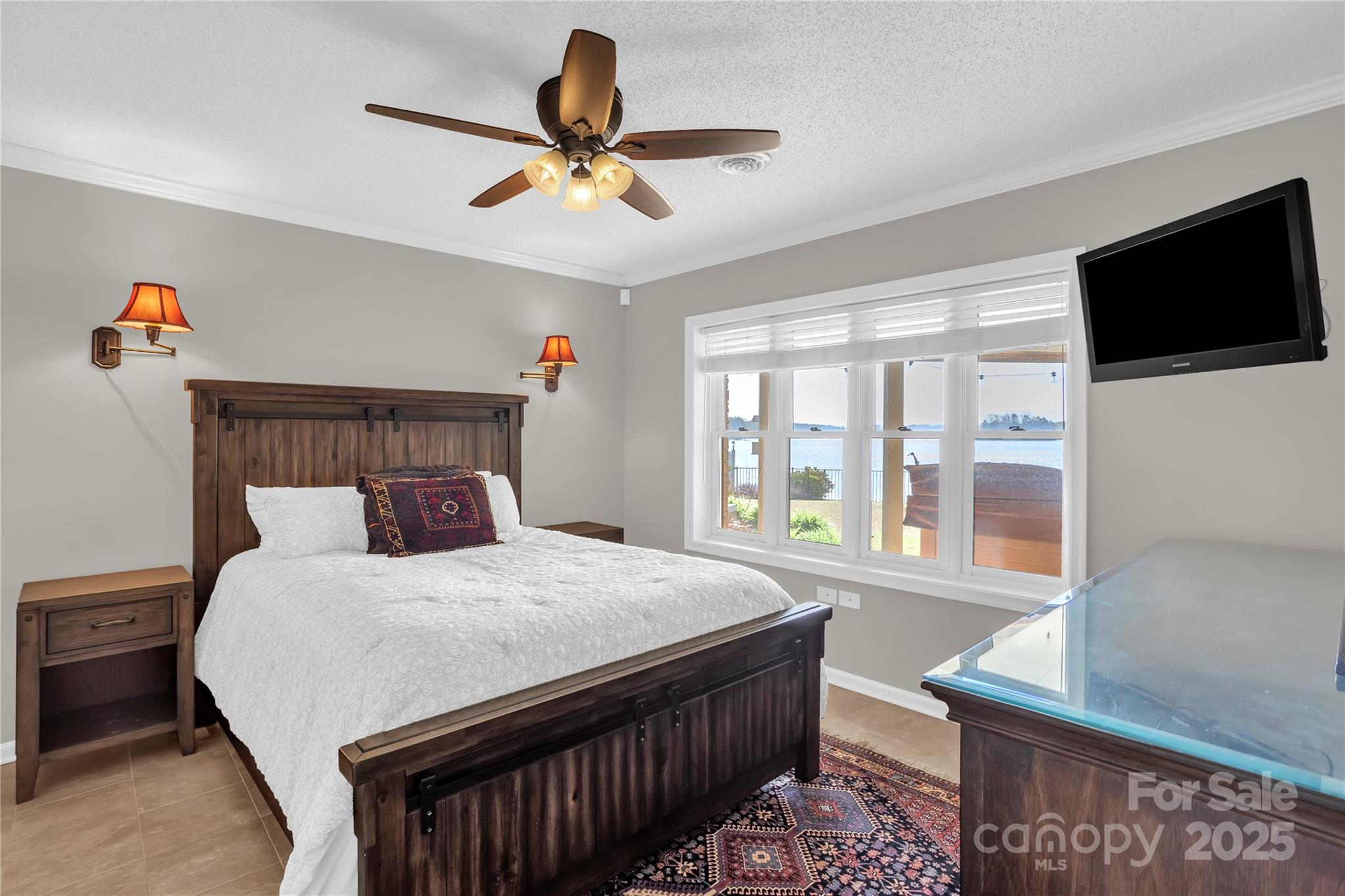 Pebble Point - Residential