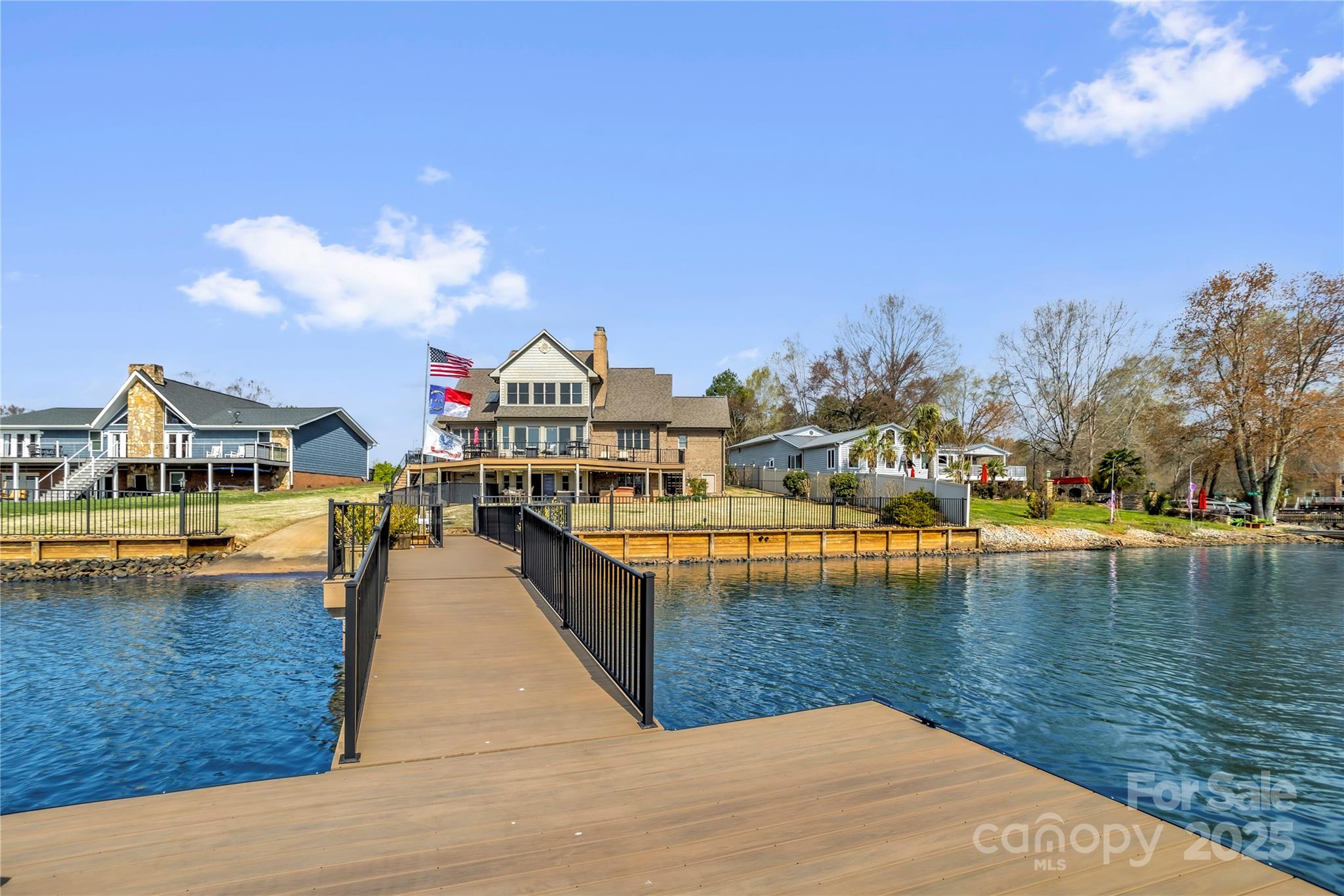 Pebble Point - Residential