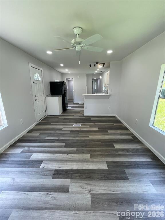 21 E Zeb Vance Street