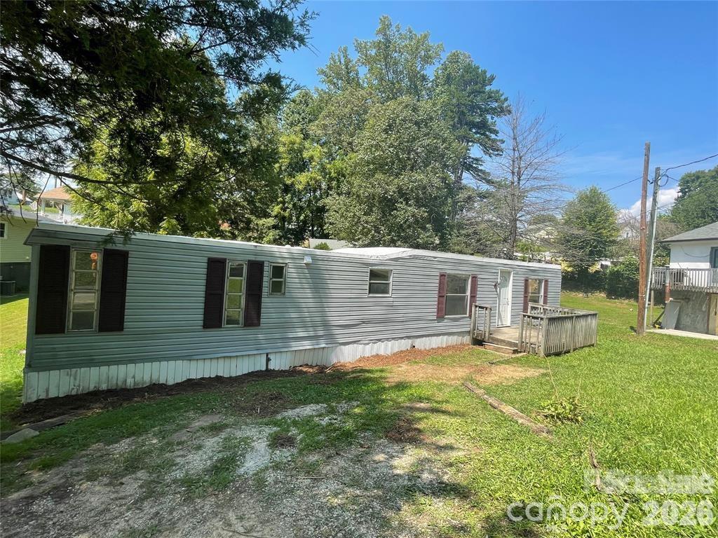21 E Zeb Vance Street