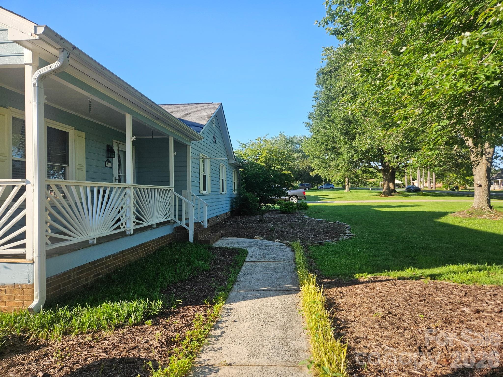 905 Stevens Road