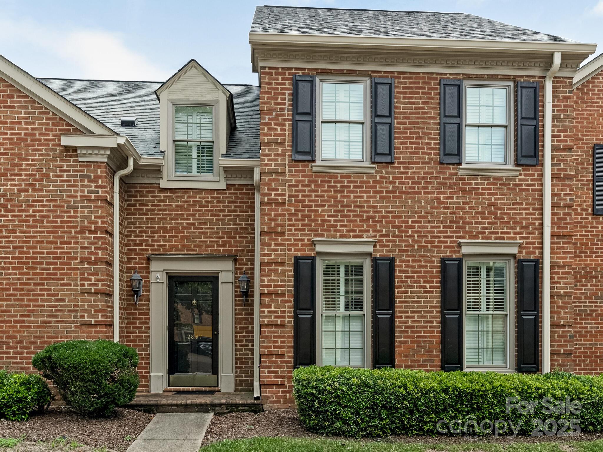 2857 Sharon View Road