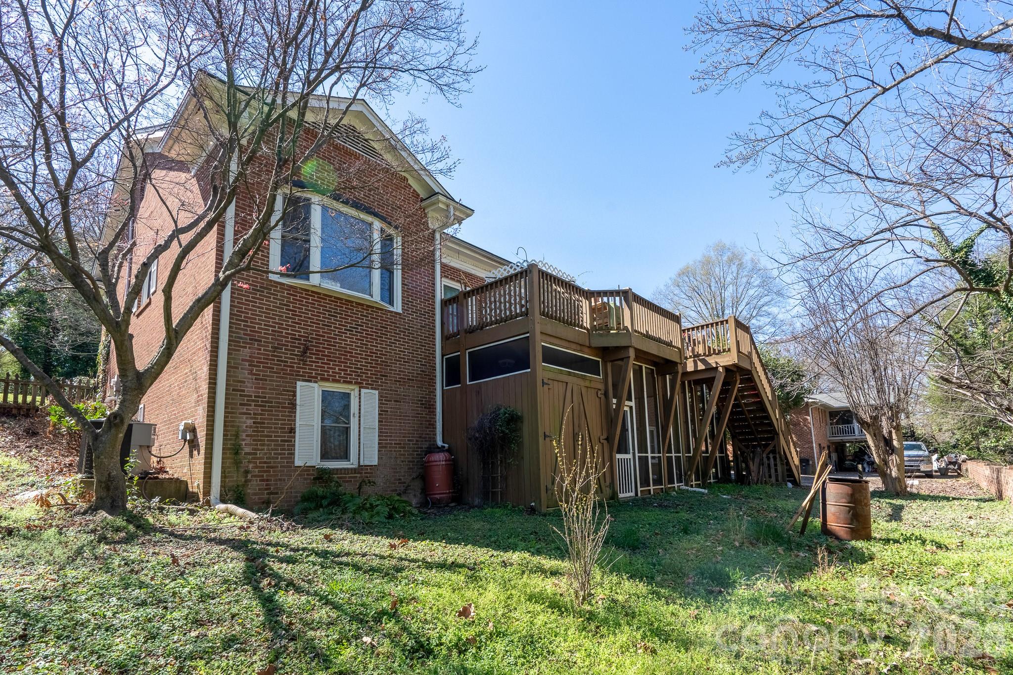 Sherwood Forest - Residential