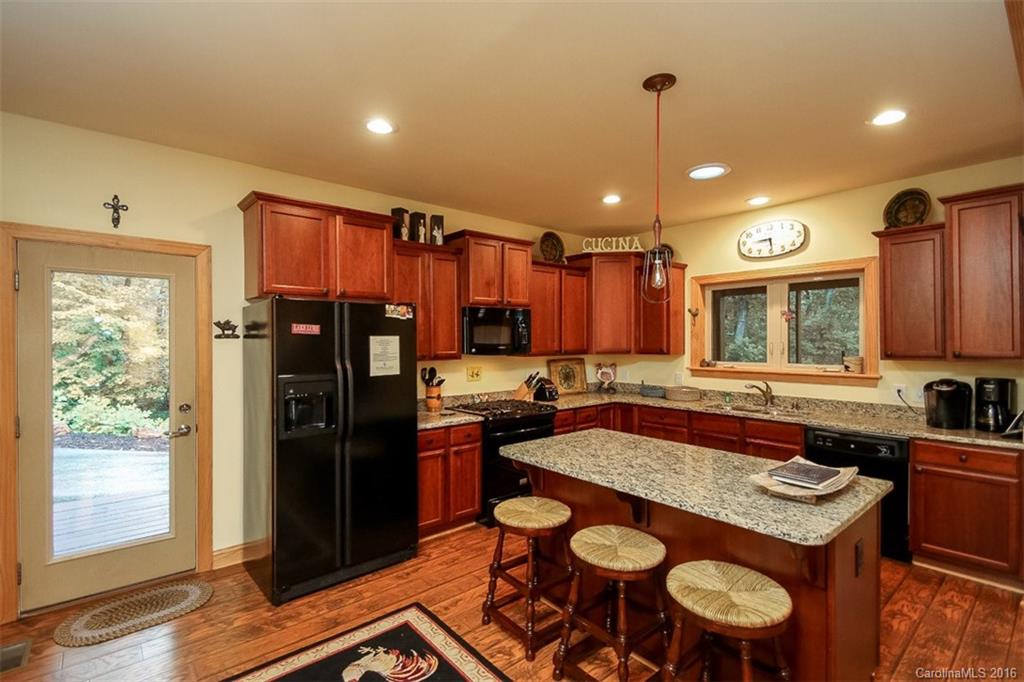 Rumbling Bald on Lake Lure - Residential