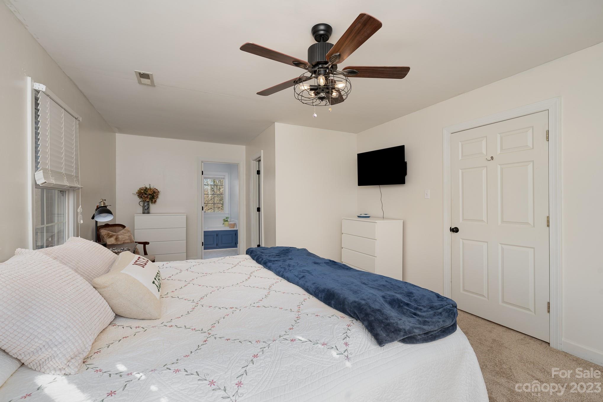 Victorian Hills - Residential