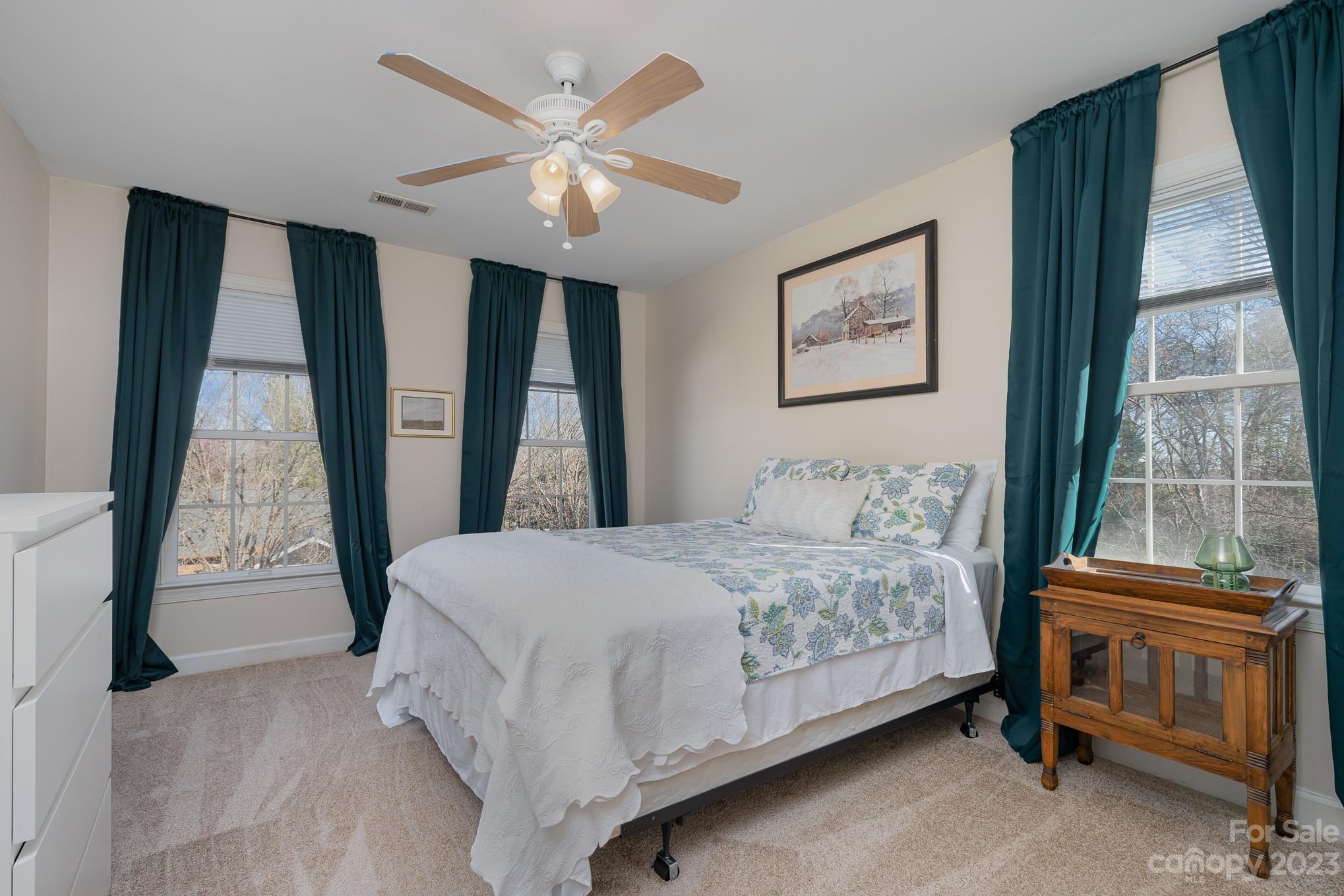 Victorian Hills - Residential