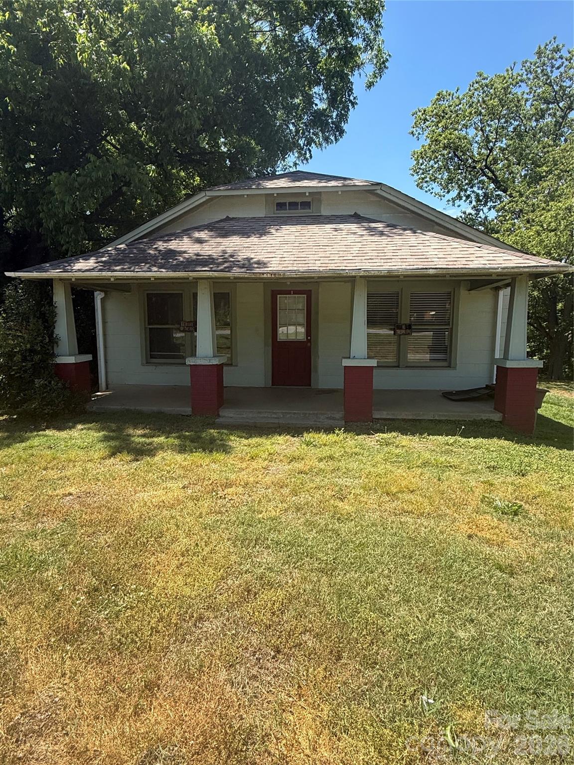 1646 Woodlawn Avenue