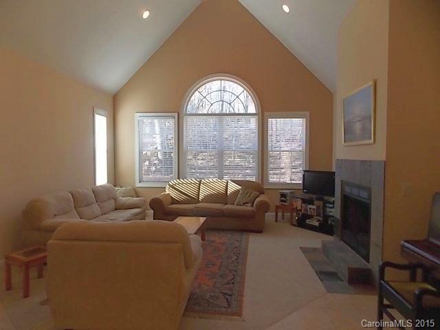 Tega Cay - Residential