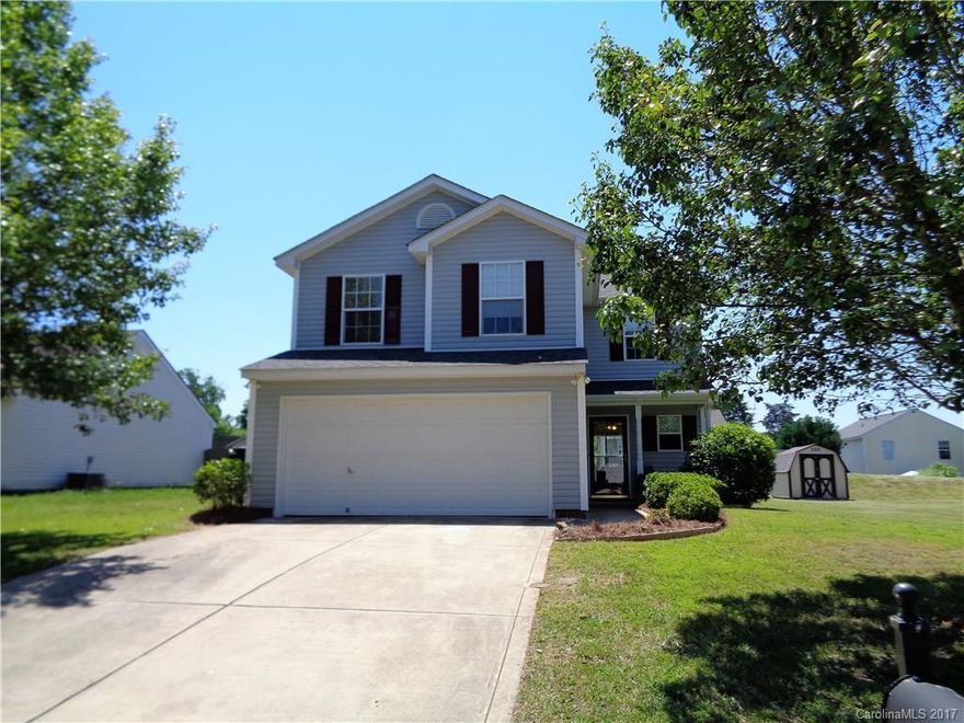 Outstanding home in a quiet neighborhood. This 4 bedroom home has a large Great Room with a gas log fireplace and ceiling fan. Formal Dining Room. Bright open kitchen and breakfast nook. Wood floors in Great Room and Dining Room. Tile floors in foyer, kitchen and breakfast nook. Spacious master suite with walk-in closet, garden tub and separate shower. Large secondary bedrooms. Close to I-77 for easy access to Uptown Charlotte, medical facilities, shopping and restaurants. Low York County taxes!