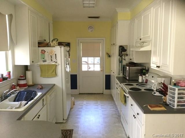 Country Club Estates - Residential