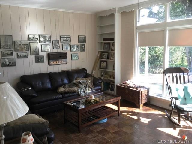 Country Club Estates - Residential