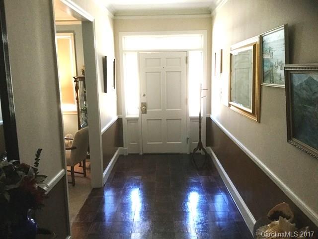 Country Club Estates - Residential