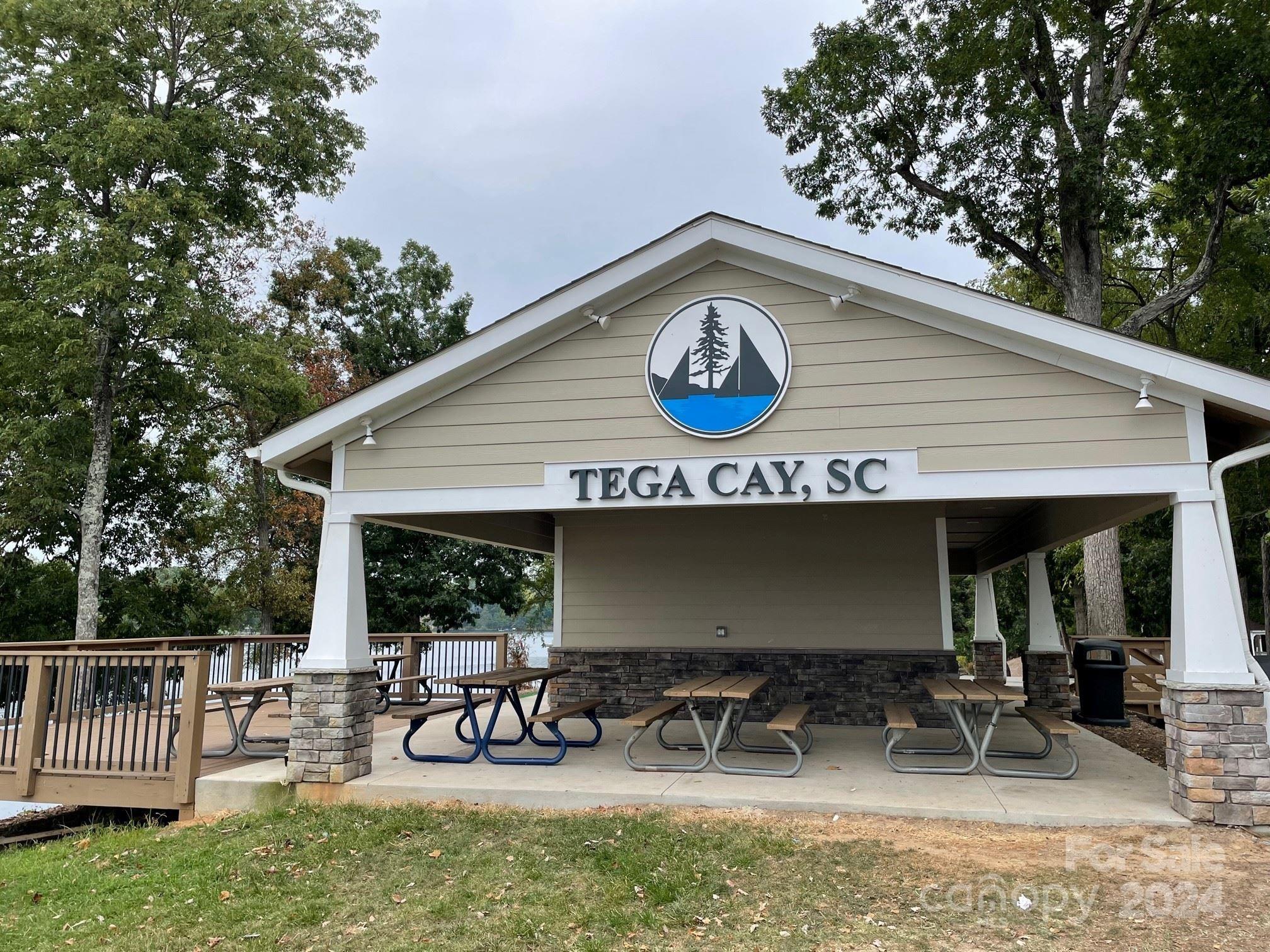 Tega Cay - Residential
