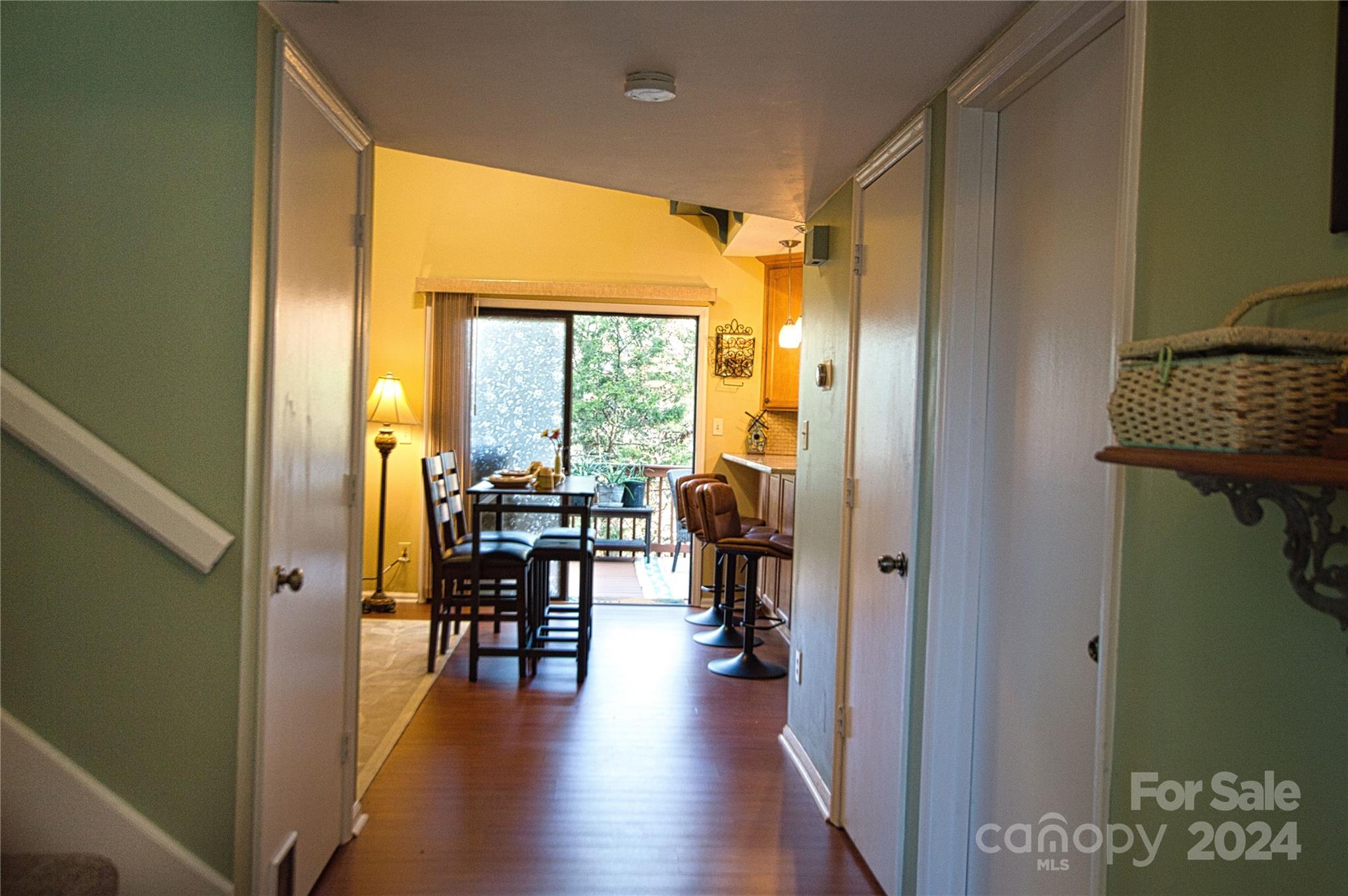 Tega Cay - Residential