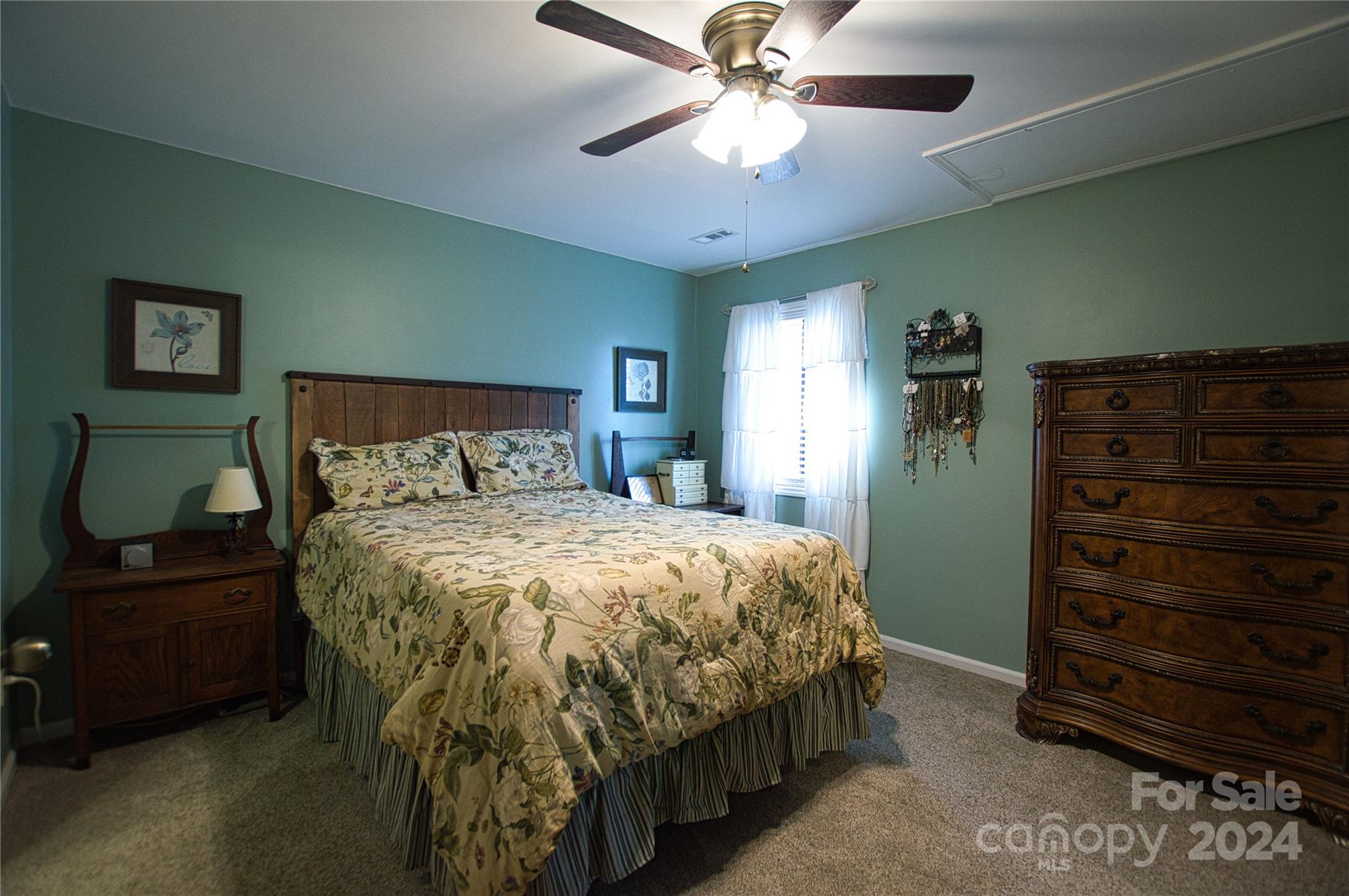 Tega Cay - Residential