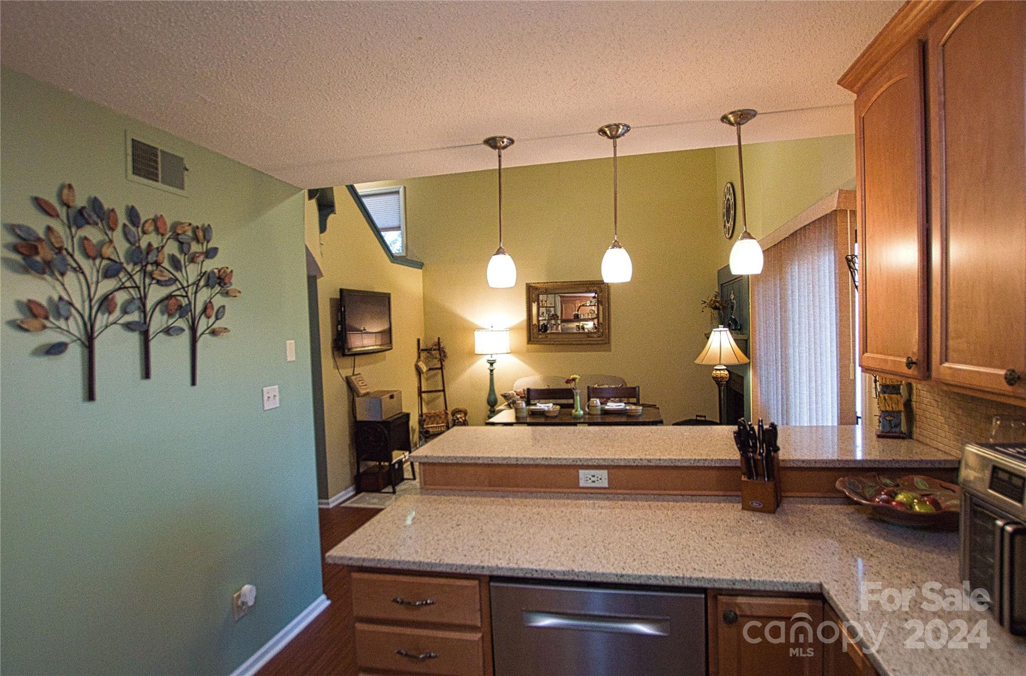 Tega Cay - Residential