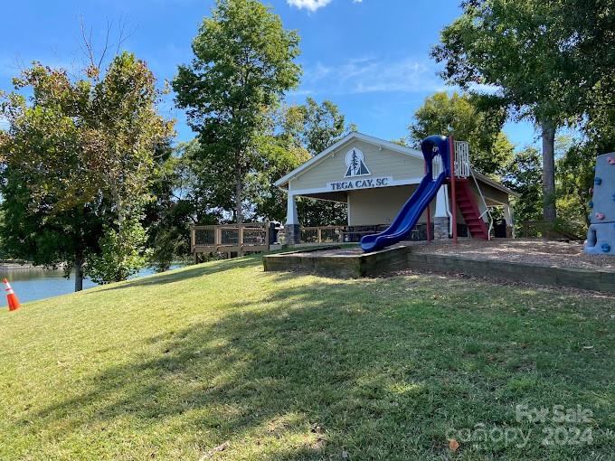 Tega Cay - Residential