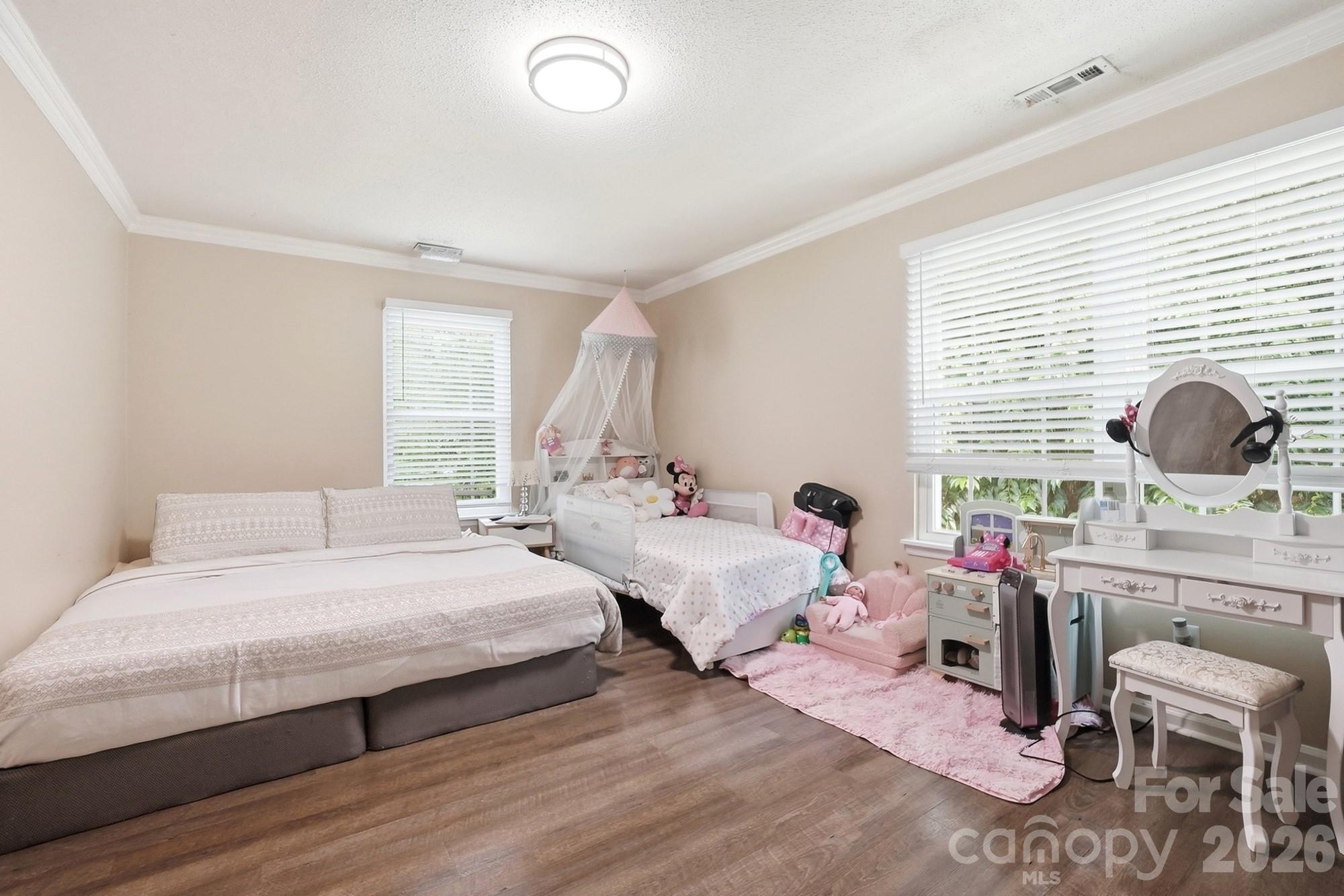 Falconbridge - Residential