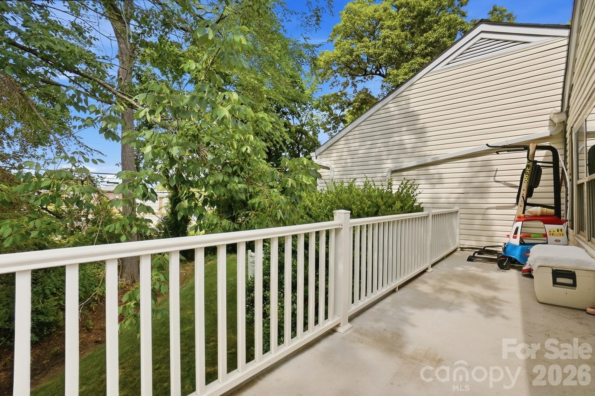 Falconbridge - Residential