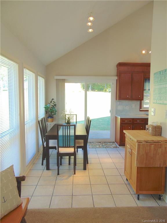 High Rock Lake - Residential