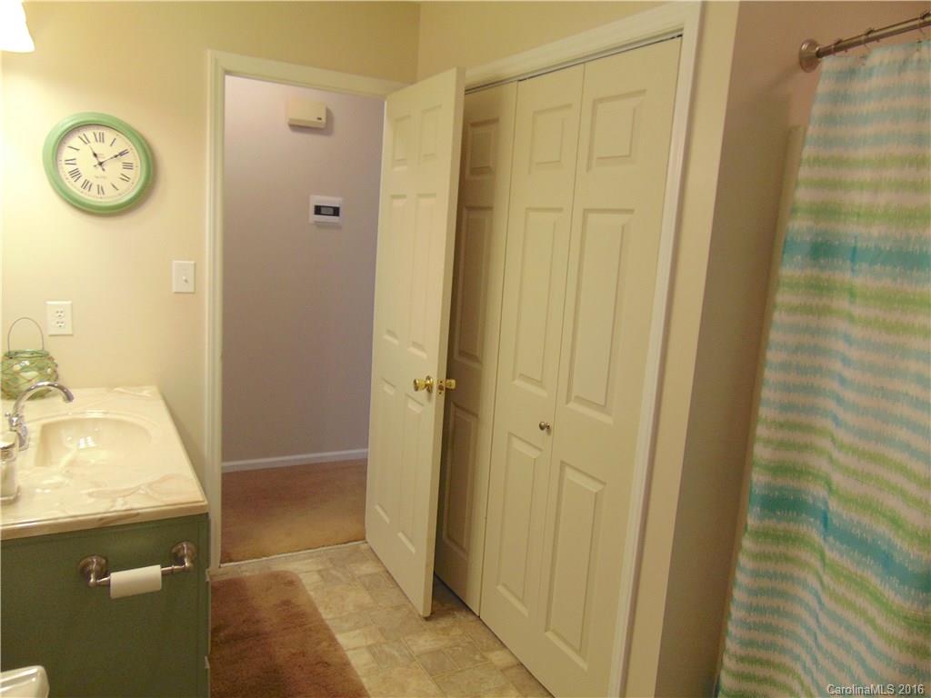 High Rock Lake - Residential