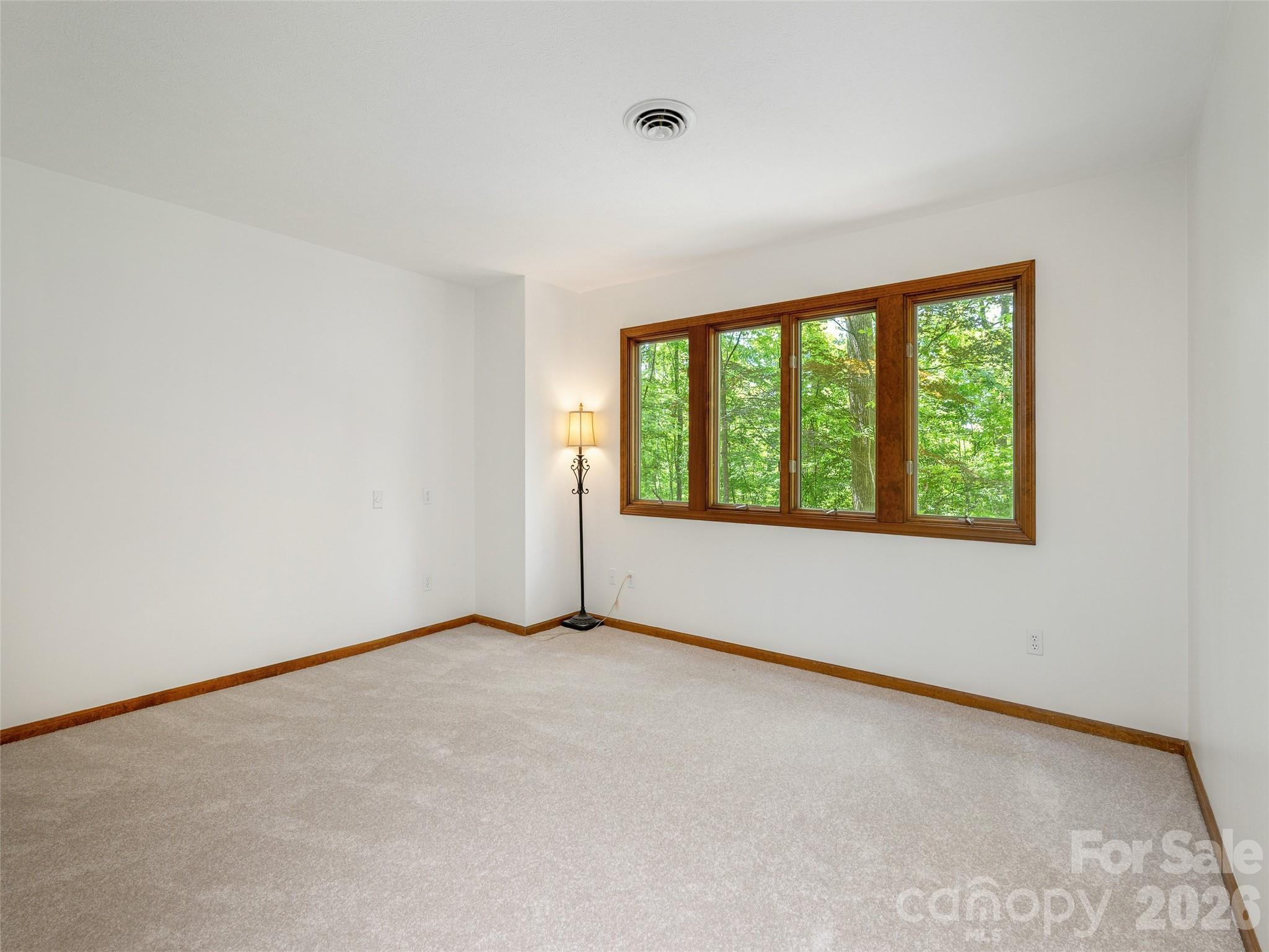 Chanteloupe Ctry Est - Residential