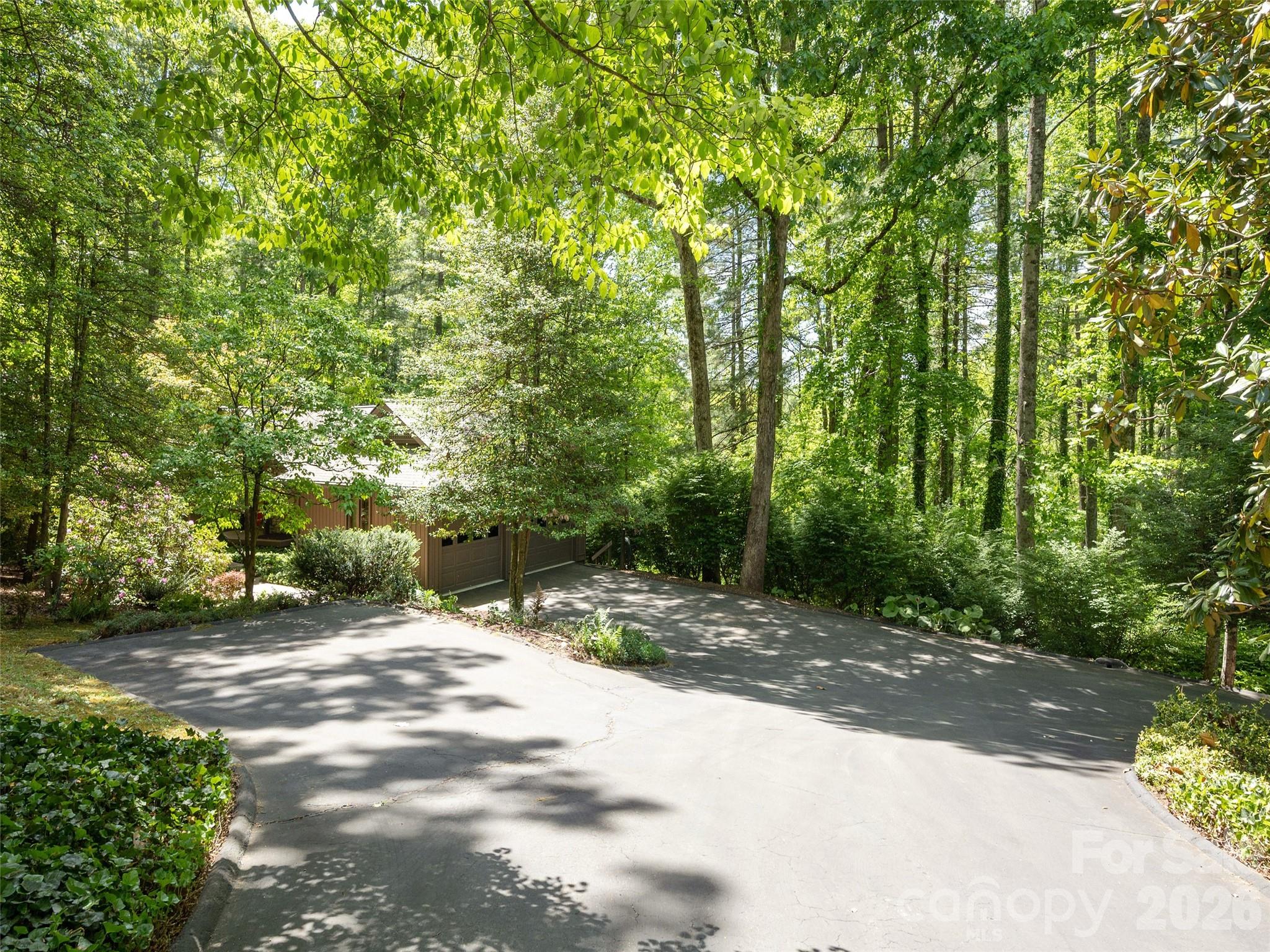 Chanteloupe Ctry Est - Residential
